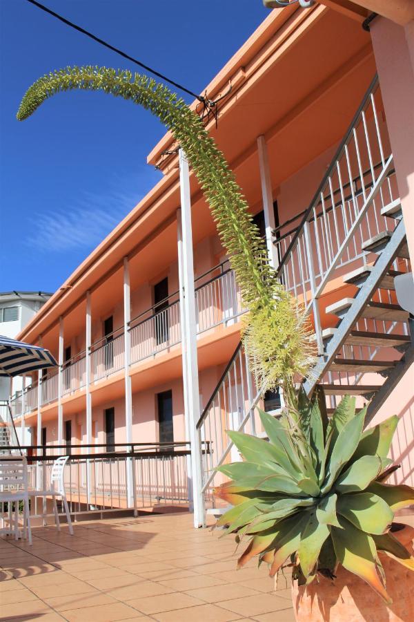 Camden Motor Inn Mermaid Beach Exterior foto